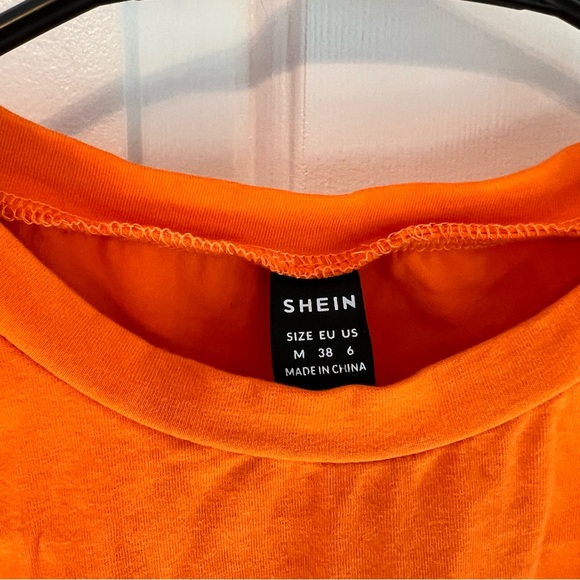 Orange crop top - Picture 4 of 4